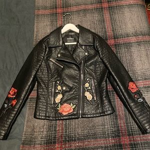 Faux Leather Moto Style Jacket / Zipper